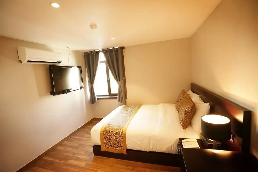 Iwell Hotel Jeju Güney Kore