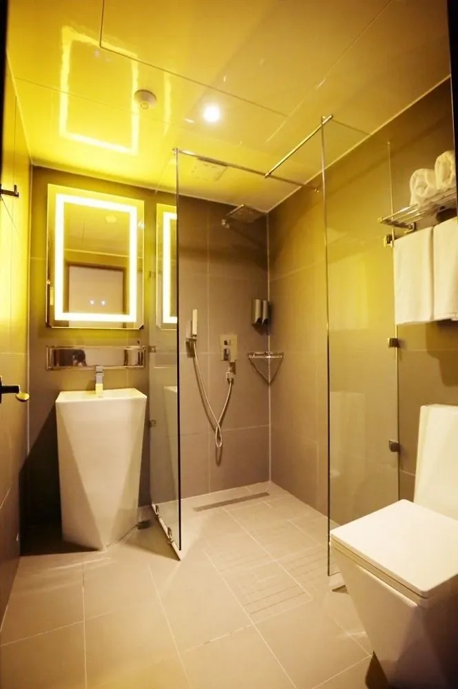 Iwell Hotel Τζέτζου